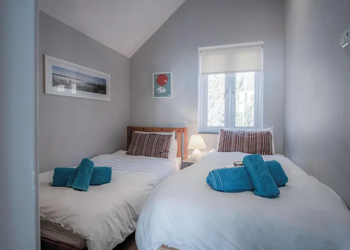 Ewyn Y Don - 2 Bedroom Apartment - Pendine