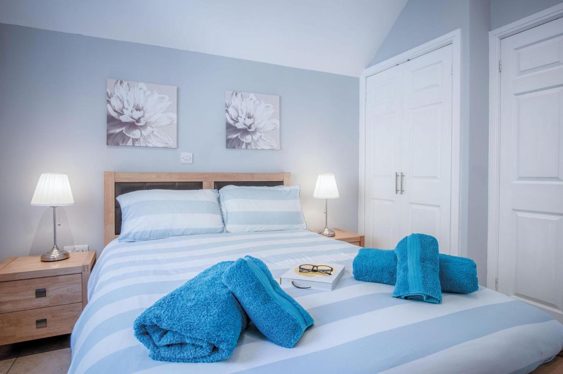 Ewyn Y Don - 2 Bedroom - Apartment Pendine